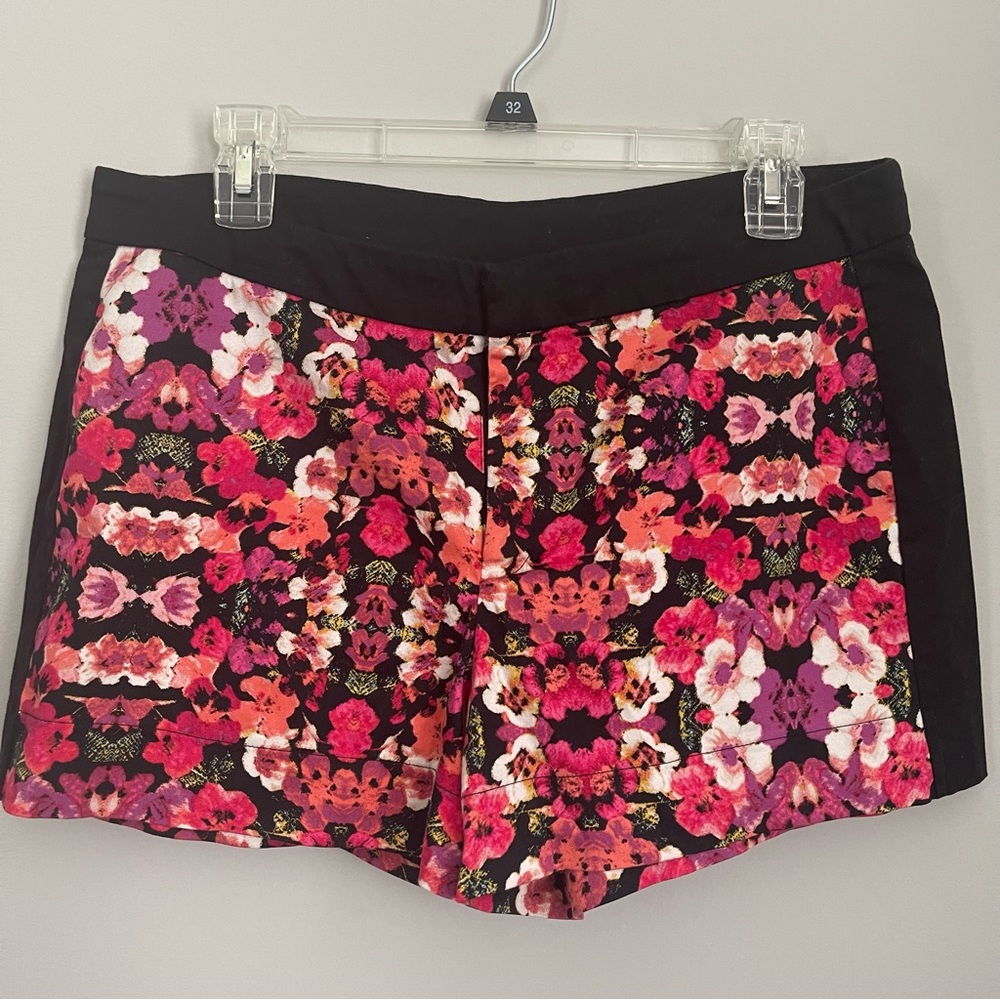 Nicole Miller Floral Shorts 10